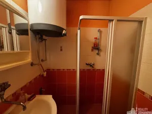 Prodej bytu 2+1, Neveklov, Benešovská, 51 m2