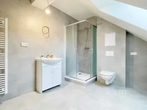 Prodej rodinného domu, Praha, Žitavského, 207 m2