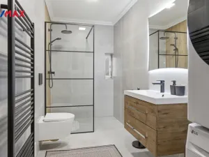 Prodej bytu 4+kk, Karlovy Vary - Tašovice, Slovanská, 96 m2