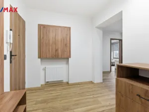 Prodej bytu 4+kk, Karlovy Vary - Tašovice, Slovanská, 96 m2