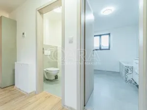 Pronájem bytu 4+kk, Srbsko, Nad Kapličkou, 180 m2