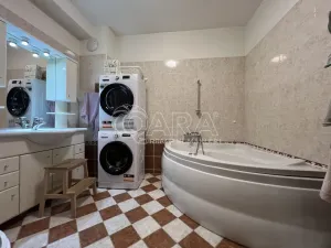 Pronájem bytu 3+1, Praha - Kbely, Toužimská, 135 m2