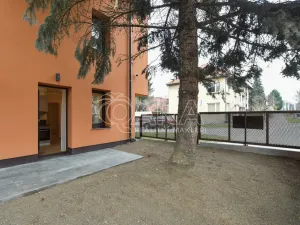 Pronájem bytu 1+1, Praha - Střížkov, Chrastavská, 30 m2