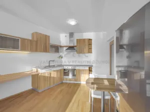 Prodej bytu 1+kk, Praha - Podolí, Dvorecká, 34 m2