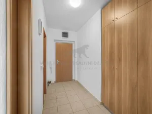 Prodej bytu 1+kk, Praha - Podolí, Dvorecká, 34 m2