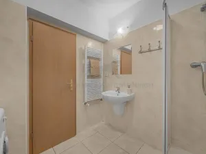 Prodej bytu 1+kk, Praha - Podolí, Dvorecká, 34 m2