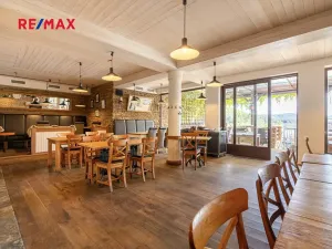 Prodej restaurace, Doksy, Přístavní, 174 m2