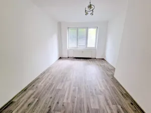 Pronájem bytu 1+1, Příbram, Bratří Čapků, 34 m2