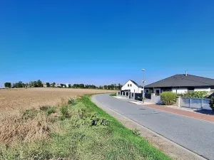 Prodej pozemku pro bydlení, Hrušovany u Brna, Pod Střediskem, 1062 m2