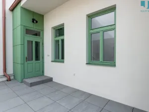 Pronájem bytu 2+kk, Třebíč, Karlovo nám., 29 m2