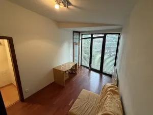 Pronájem bytu 2+1, Černošice, Jahodová, 50 m2