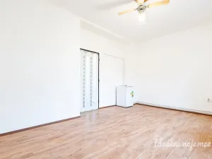 Pronájem bytu 1+kk, Praha - Libeň, Drahobejlova, 23 m2