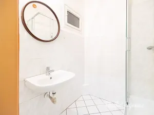 Pronájem bytu 3+1, Praha - Libeň, Drahobejlova, 77 m2