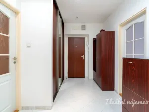 Pronájem bytu 2+1, Praha - Michle, Na záhonech, 60 m2