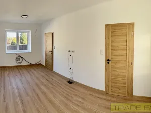 Prodej bytu 2+kk, Otmíče, 36 m2