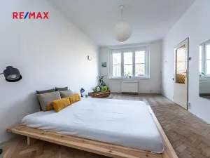 Pronájem bytu 2+kk, Praha - Vinohrady, Šrobárova, 49 m2