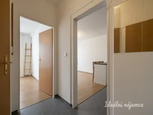Prodej bytu 2+kk, Praha - Krč, Štúrova, 39 m2