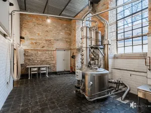 Pronájem výrobních prostor, Praha - Dolní Počernice, Národních hrdinů, 120 m2