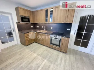 Pronájem bytu 2+kk, Praha - Kunratice, Velké Kunratické, 57 m2