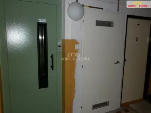 Pronájem bytu 1+1, Praha - Vršovice, Bajkalská, 38 m2