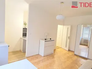 Prodej bytu 1+kk, Praha, Nad Kajetánkou, 26 m2