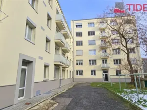 Prodej bytu 1+kk, Praha, Nad Kajetánkou, 26 m2