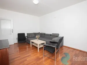 Pronájem bytu 3+1, Praha, Nedašovská, 62 m2