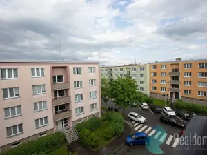 Pronájem bytu 3+1, Praha, Nedašovská, 62 m2