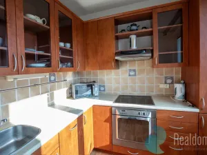 Pronájem bytu 3+1, Praha, Nedašovská, 62 m2