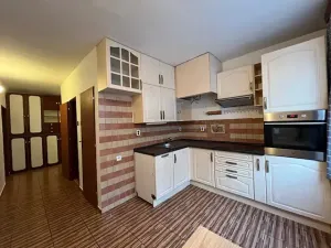 Pronájem bytu 2+1, Nový Vestec, Na Spořilově, 60 m2