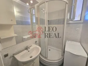 Pronájem bytu 1+kk, Praha - Troja, Mazurská, 30 m2