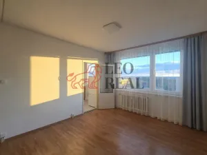 Pronájem bytu 1+kk, Praha - Troja, Mazurská, 30 m2