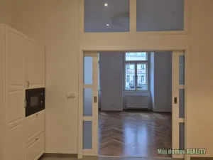 Pronájem bytu 2+1, Praha - Nové Město, Pštrossova, 75 m2