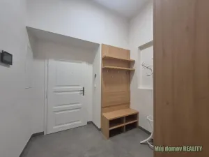 Pronájem bytu 2+1, Praha - Nové Město, Pštrossova, 75 m2