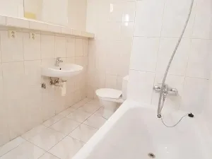 Pronájem bytu 1+kk, Praha - Stodůlky, Sluneční náměstí, 32 m2