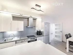 Prodej bytu 2+kk, Praha - Čakovice, Marty Krásové, 66 m2