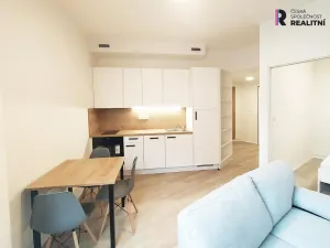 Pronájem bytu 1+kk, Praha - Smíchov, 36 m2