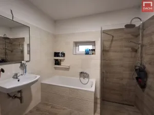 Prodej rodinného domu, Dolany, 150 m2