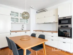 Pronájem bytu 3+kk, Praha - Hloubětín, Waltariho, 75 m2