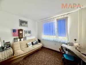 Prodej bytu 3+1, Chomutov, Holešická, 62 m2