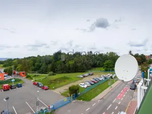 Pronájem bytu 2+kk, Praha, Za černým mostem, 51 m2