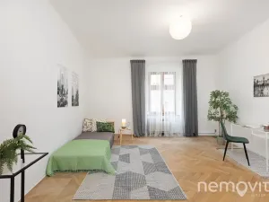 Prodej bytu 2+1, Praha - Holešovice, Bubenská, 69 m2