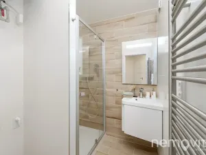 Prodej bytu 1+kk, Praha - Podolí, Na dolinách, 39 m2