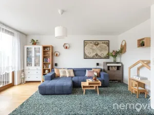 Prodej bytu 3+1, Unhošť, V Zahradách, 74 m2