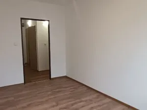 Pronájem bytu 2+kk, Příbram - Příbram V-Zdaboř, Družstevní, 43 m2