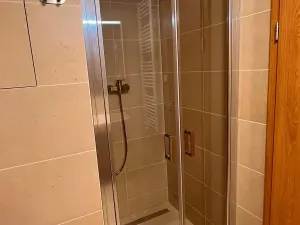 Pronájem bytu 1+kk, Praha - Hloubětín, Poděbradská, 32 m2