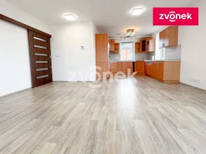Pronájem bytu 4+kk, Zlín, Nad Ovčírnou III, 81 m2