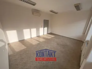 Pronájem kanceláře, České Budějovice - České Budějovice 7, 22 m2