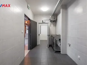 Pronájem restaurace, Praha - Stodůlky, Tlumačovská, 365 m2