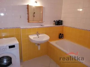 Prodej bytu 2+kk, Opava, Vyhlídalova, 45 m2